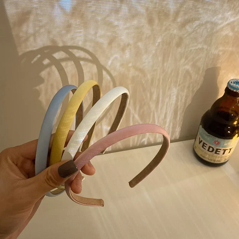 

2024 Candy Colored Satin Headband for Women Spring and Summer Retro French Fairy Hair Card Slender Short Hairband Hair Hoops
