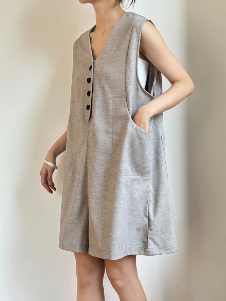 [LANMREM] Fashion Wide Leg Jumpsuit For Women Solid V Neck Sleeveless Office Lady Loose Clothing 2024 Summer New 26D9354