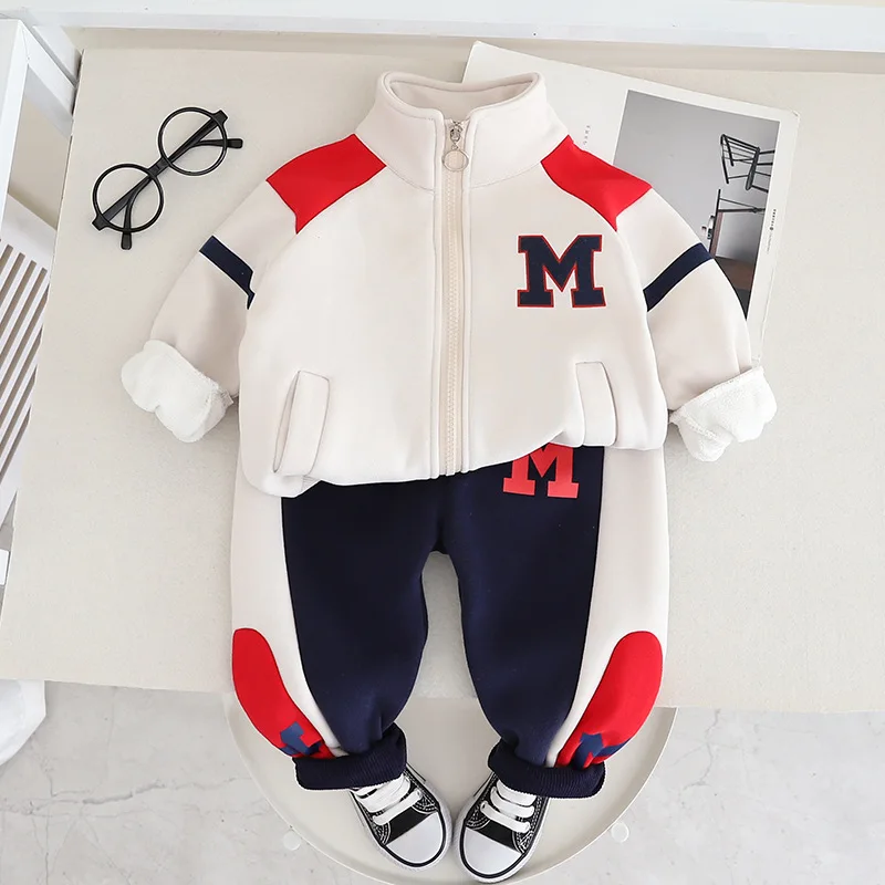 

Children's Suit Autumn and Winter Boys' New Alphabet Print Coat with Fleece and Thick Jacket + Trousers Two-piece Set