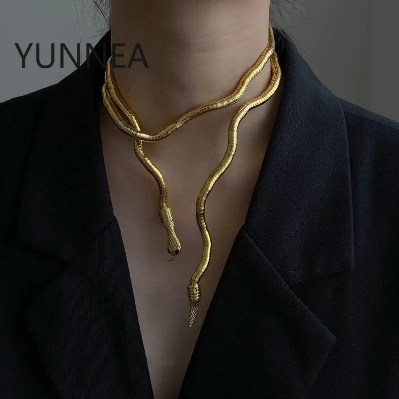 

Модные ювелирные изделия YUNNEA, ожерелье в виде змеи, лидер продаж, индивидуальный дизайн, мягкое металлическое ожерелье для женщин, подарок, реквизит для костюма