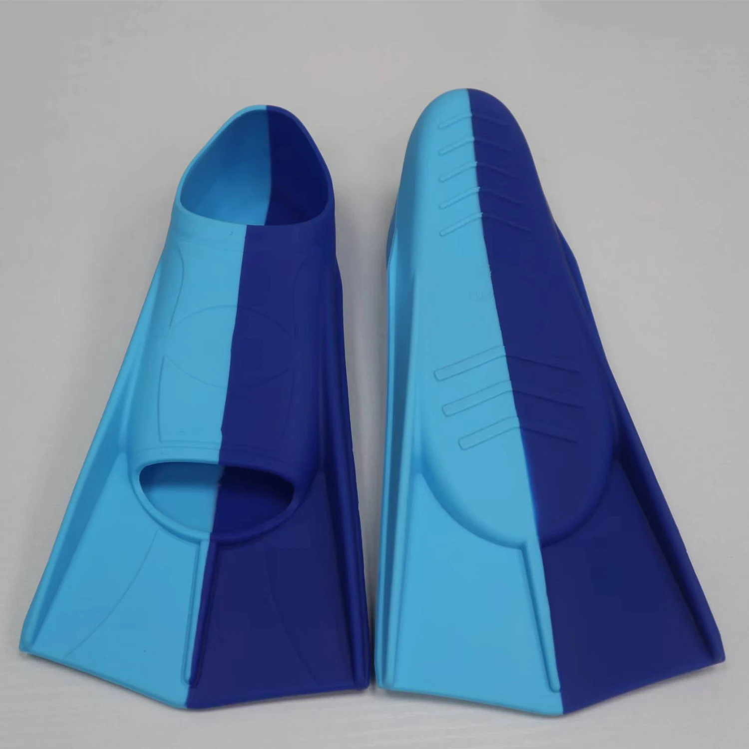 Kids Easy-Use Swim Training Silicone Swim Fins - Beginner-Friendly, Boost Swimming Speed, Comfort Fit, Ideal for Swim Training 3