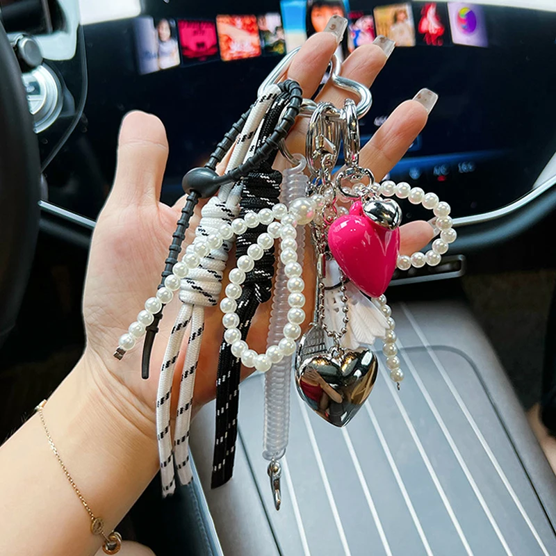Handmade Delicate Beaded Bow Shaped Keychain with Heart Ornament And Pearl Decoration for Bags And Phones