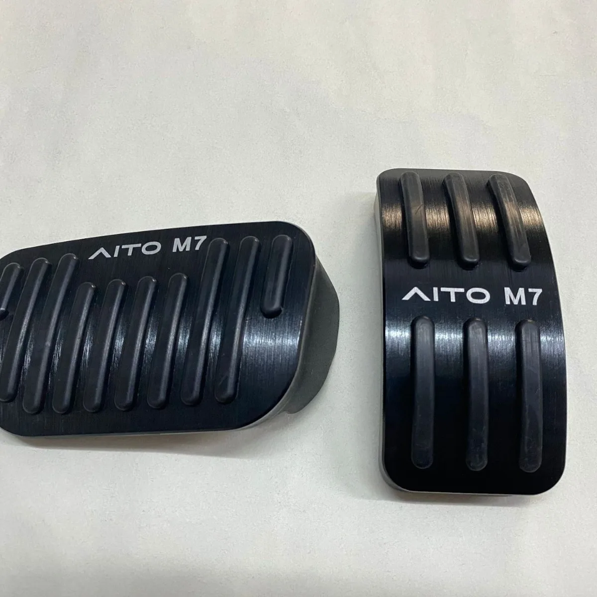 

For Huawei AITO M7 Automotive Accelerator Pedal Aluminum Alloy Or Brake Pedal Manual Accelerator Pedal