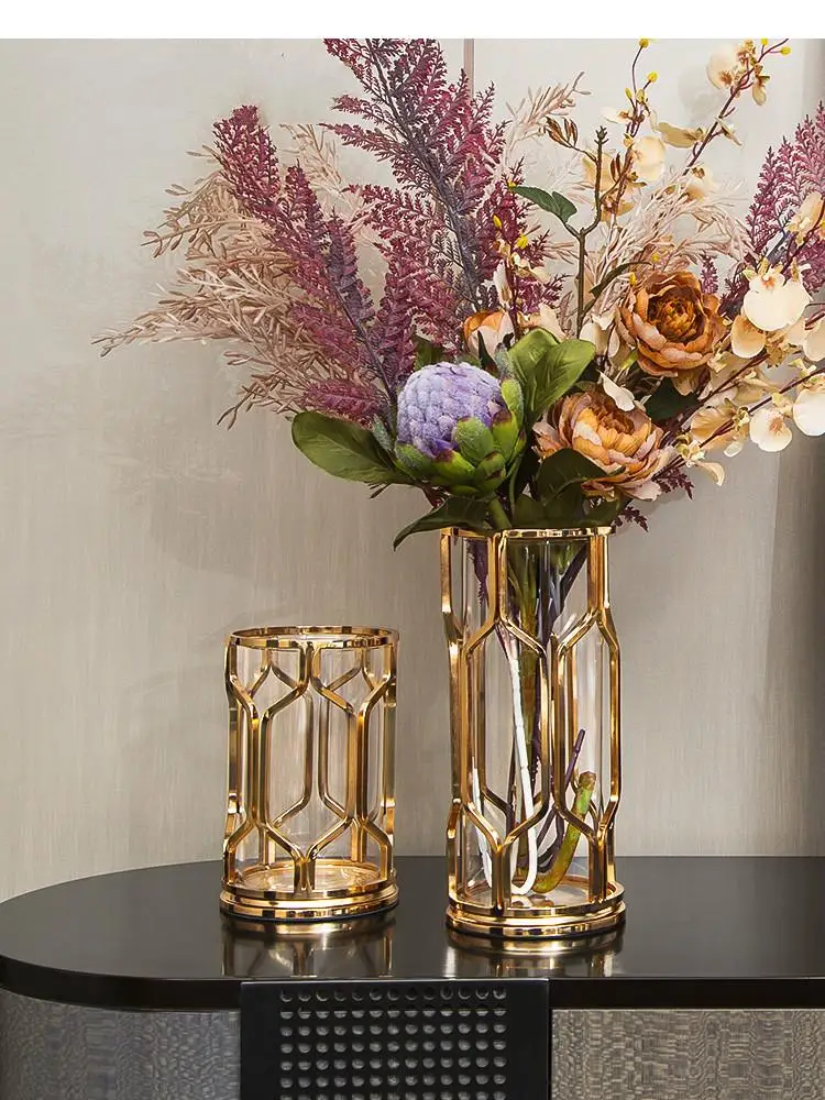 

Glass Vase Golden Metal Rack Hollow Out Geometry Flower Vase Modern Home Decoration Accessories Hydroponic Flower Arrangement