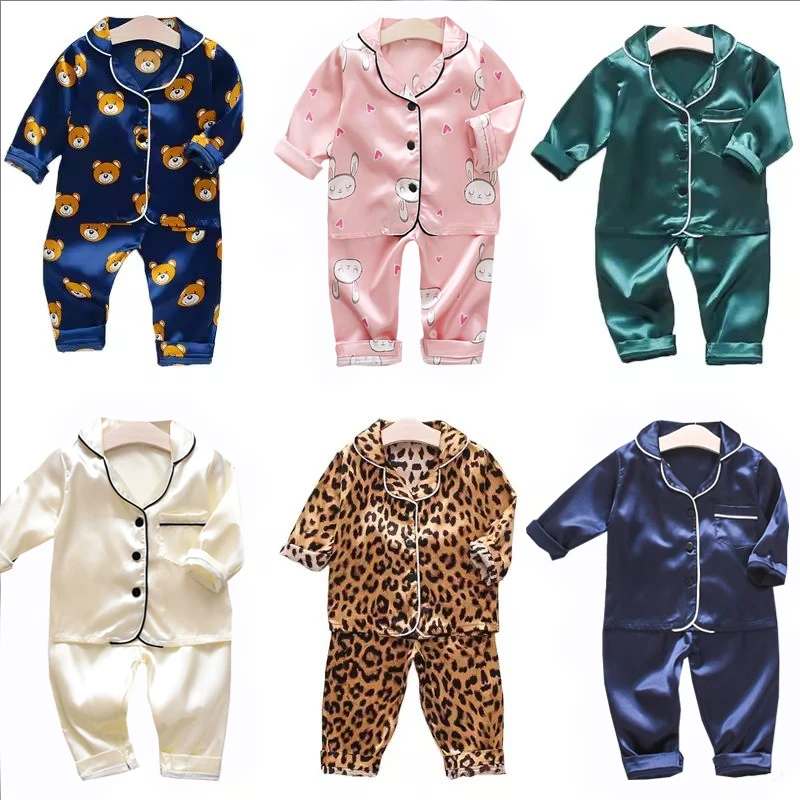 طفل الفتيات الحرير بيجامة من الساتان مجموعات الكرتون الاطفال الفتيان منامة الطفل ملابس خاصة دعوى فتاة ملابس منزلية غير رسمية الملابس الصبي