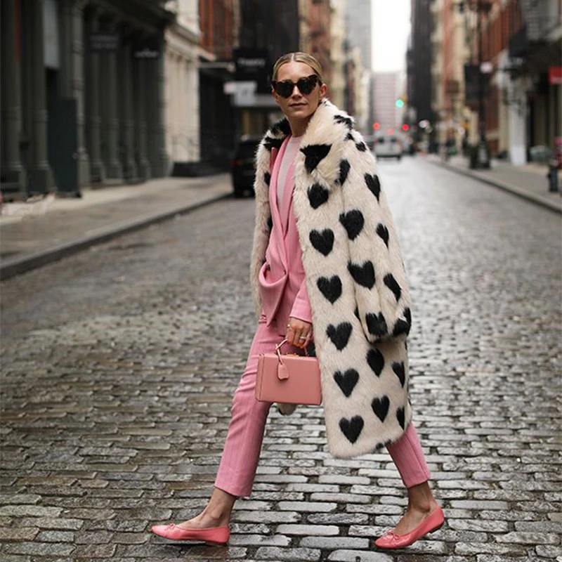 2024 Winter Fashion Week Iconic Brand Fashion Long Love