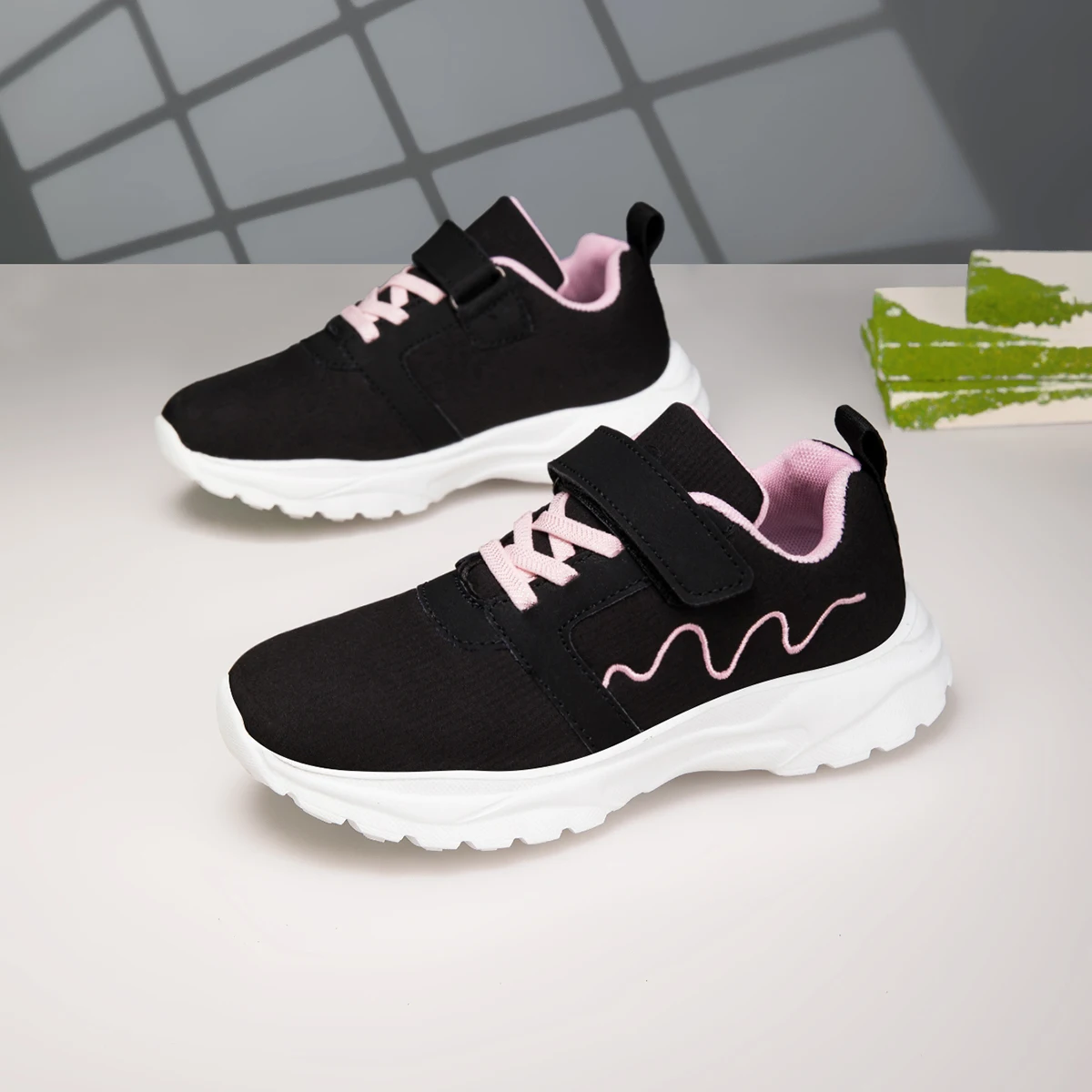Kinder Mode Sportschuhe Hochwertige Sneaker Jungen Mädchen Mesh Freizeit Trainingsschuhe Kinder Casual Sneaker Outdoor