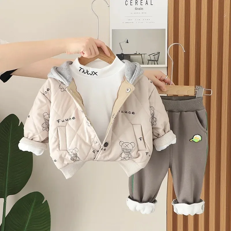 Off-white three-piece set