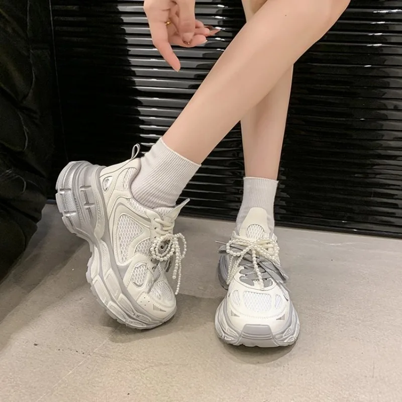 Breathable Women's Vulcanized Trainers With Front Lace-up Design_voghion.com