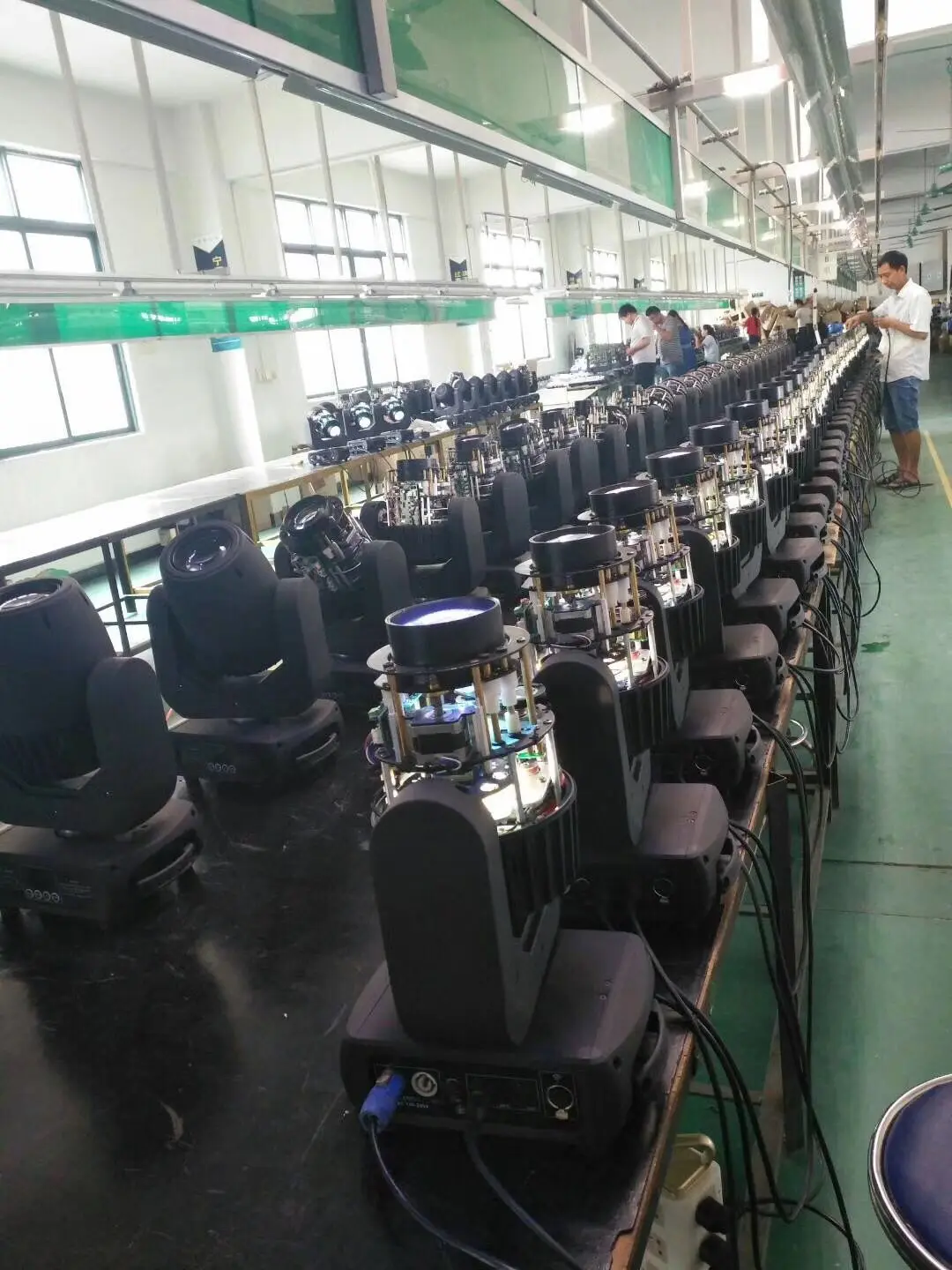 2 pieces light + case 250W 7R led spot Moving Head Light Zoom 8Prism DMX Stage L