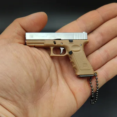 Mini metallo Desert Eagle Glock G17 Portachiavi Pistola Forma Portachiavi  Desert Eagle Pistola portatile Modello Shell Ejection Free Assembly