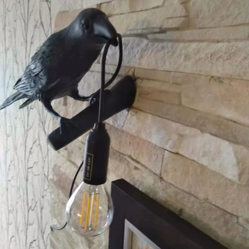 Lucky Bird Table Lamp Creative Gothic Style Wall Lamp Resin Animal Lights Bedroom Bedside Living Room Lively Home Decor Lighting 5