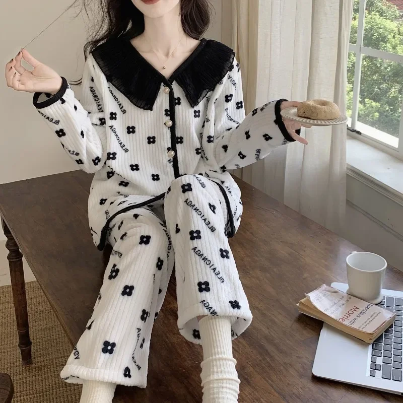 цена 2024 New Ladies Flannel Pajamas Women Autumn Winter Fine Velvet Long-sleeved Sleepwear Cardigan Small Fragrance Homewear Suit