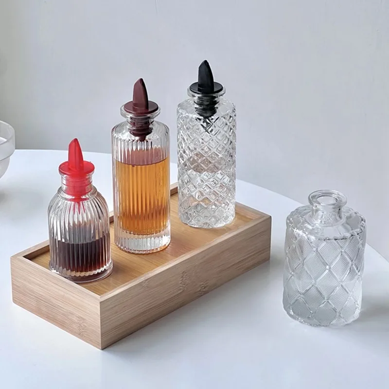 Glass Sauce Bottle Embossed Bitters Bottle Sauce Bottles With Lid Oil Bottles Kitchen Seasoning Bottle Kitchen Bar Accessories 5