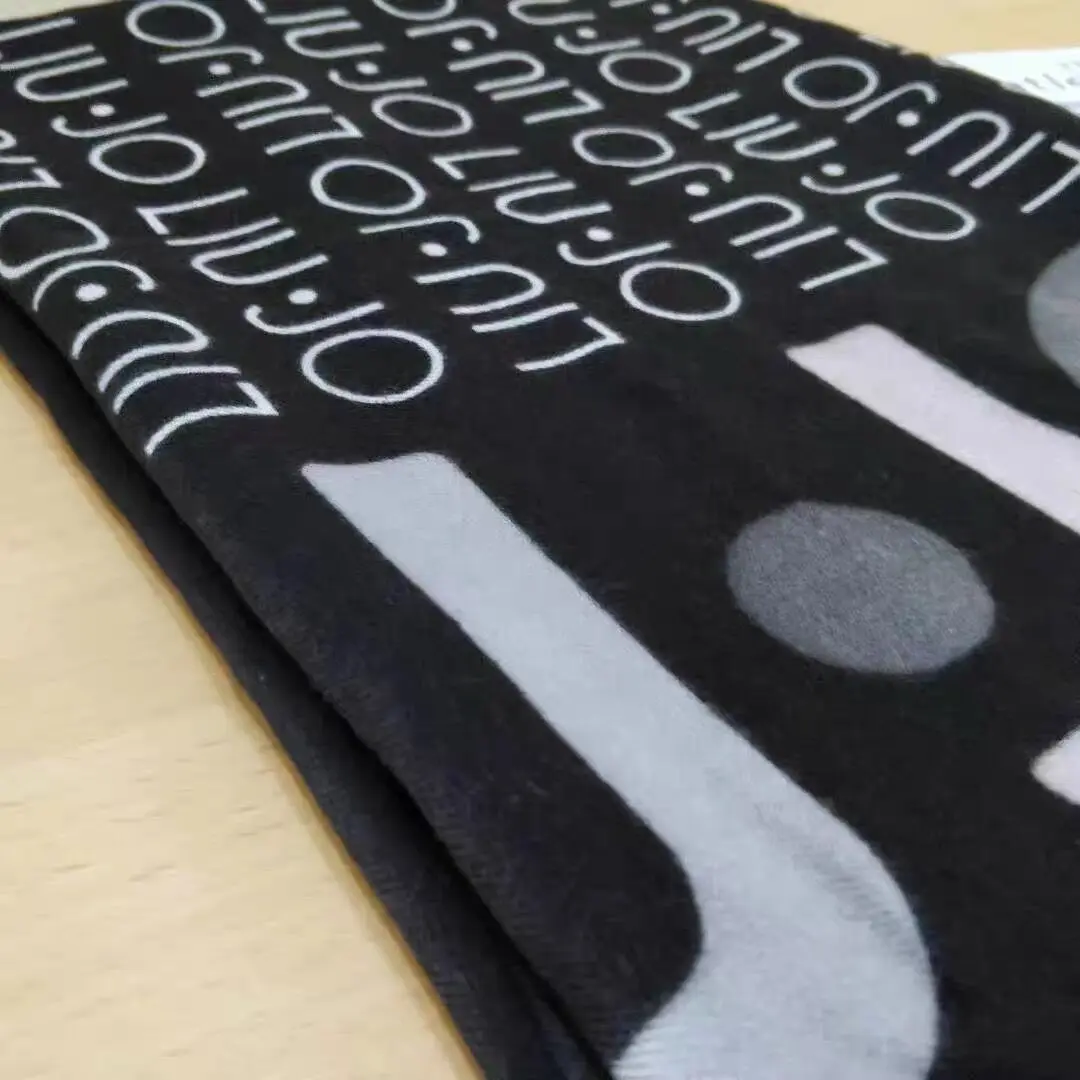 2024 Foreign Trade Original Order Italy Luxury brand liu Hot selling Embroidered Print Beach Sunshade Multi functional Scarf 4