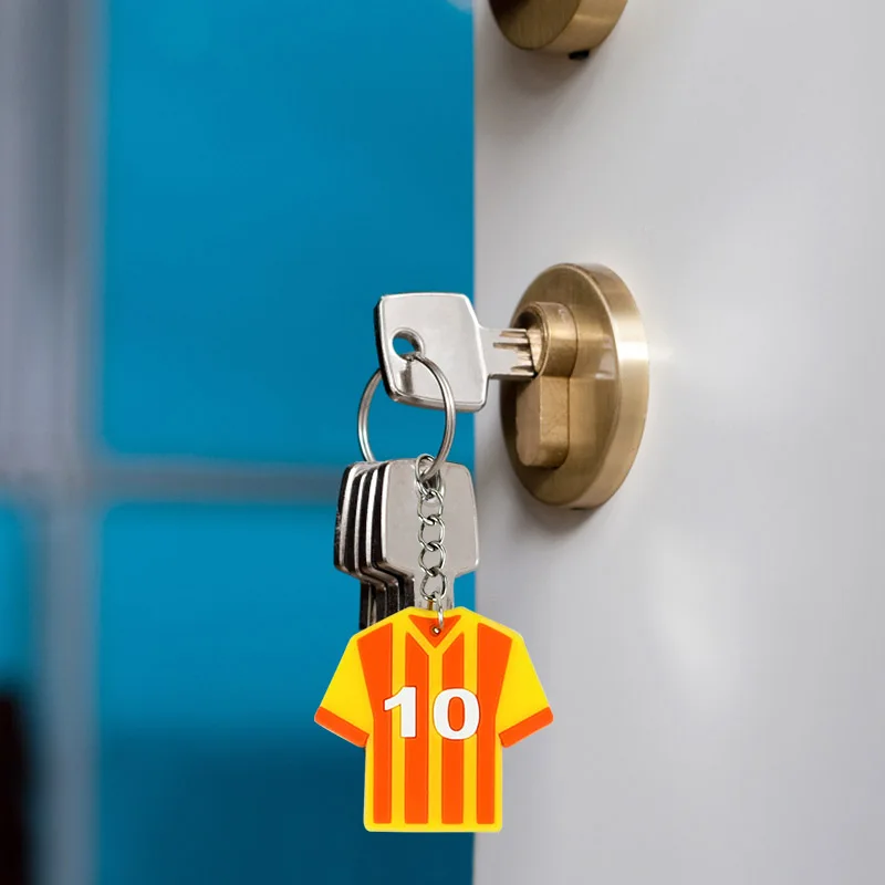 6/12Pcs Soccer Party Favors Keychain Kids Sports Theme Birthday Party Silicone Football Pendants Goodie Bag Pinata Fillers Toy