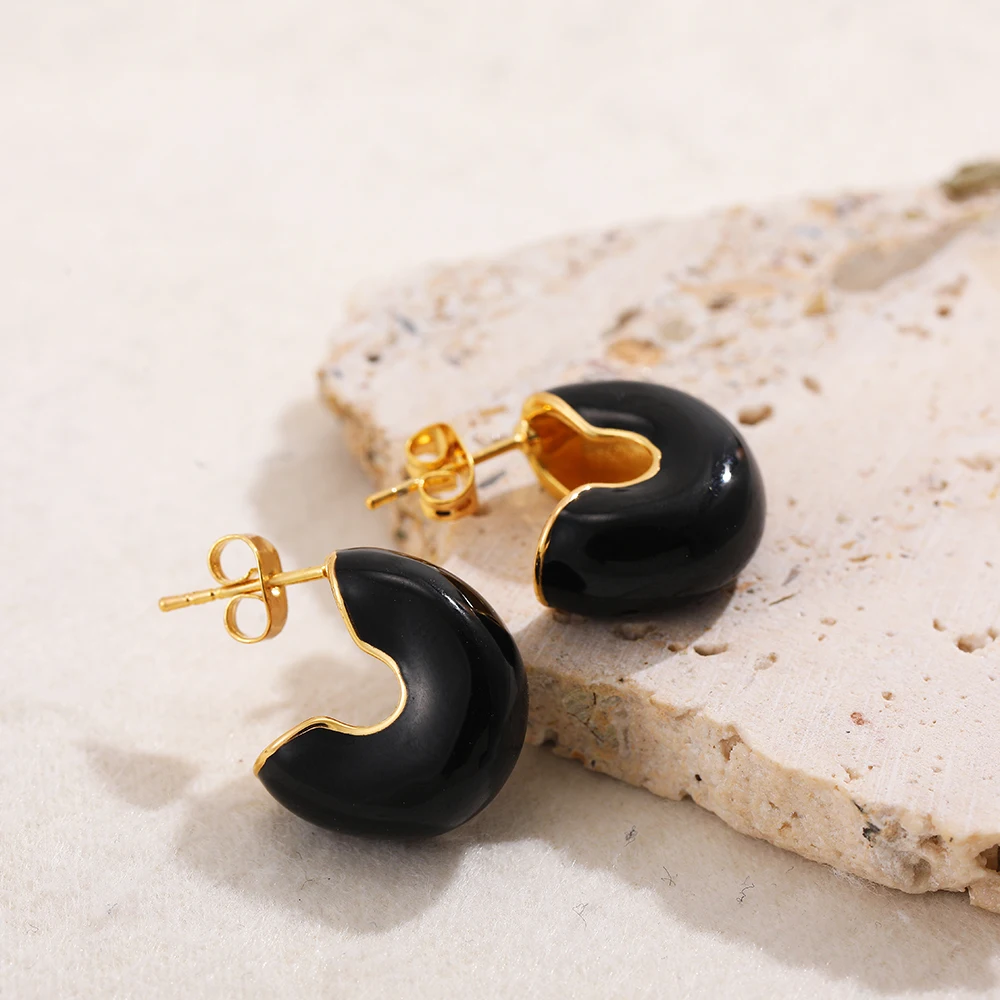 New Trendy Enamel Color CC Shape Small Hoop Earrings for Women Smooth Metal Circle Piercing Earring Fashion Jewelry Gifts 3 New Trendy Enamel Color CC Shape Small Hoop Earrings for Women Smooth Metal Circle Piercing Earring Fashion Jewelry Gifts - Image 3