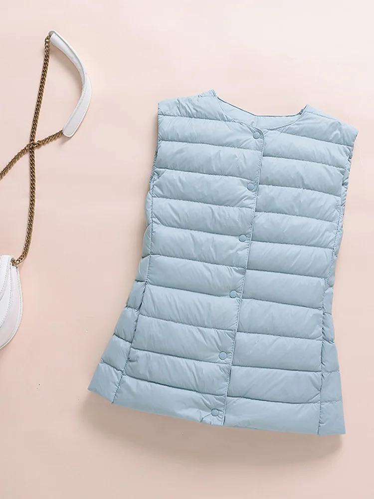 0-10℃ Ultralight Down Vest Women 2024 New Autumn Winter Female Duck Down Waistcoat Puffer Feather Padded Sleeveless Warm Jackets 3