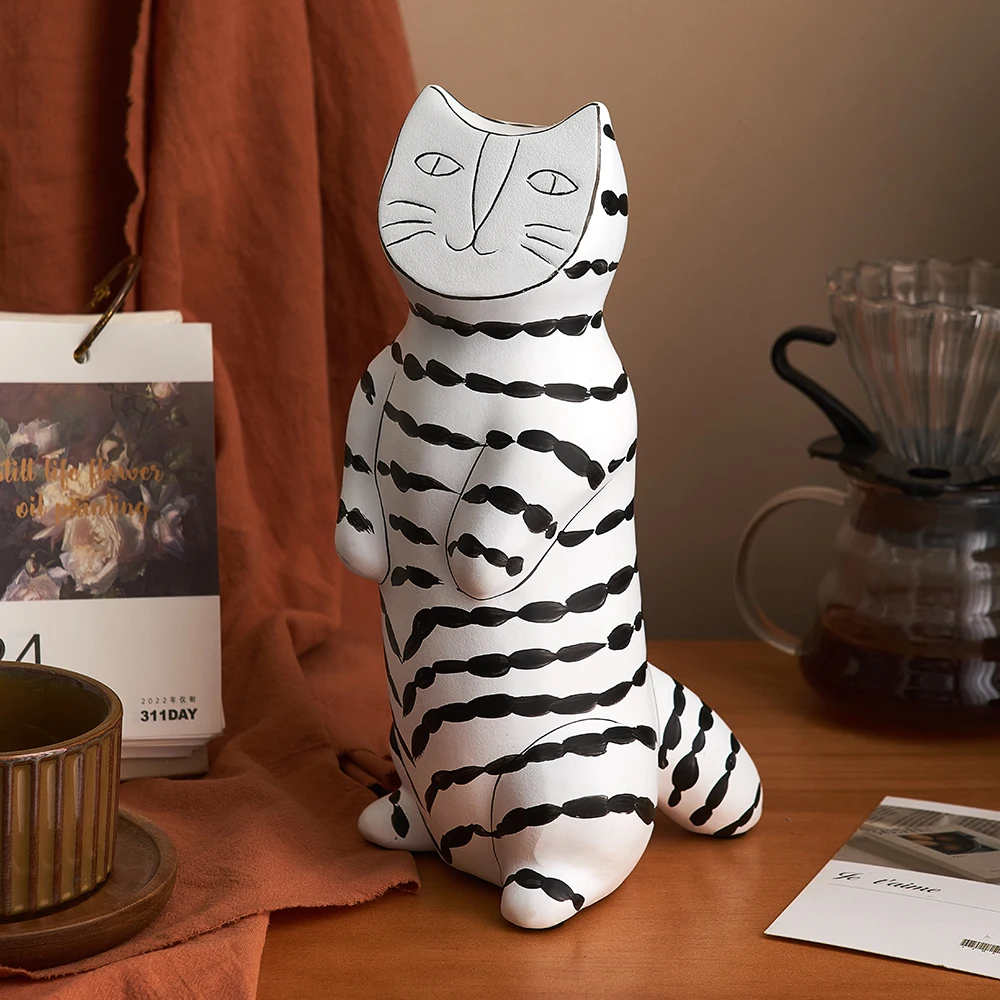 

Home Decor Aesthetic Cat Statue New Classical Style Living Room Tabletop Ornament TV Cabinet Accessories Abstract Cat Sculpture