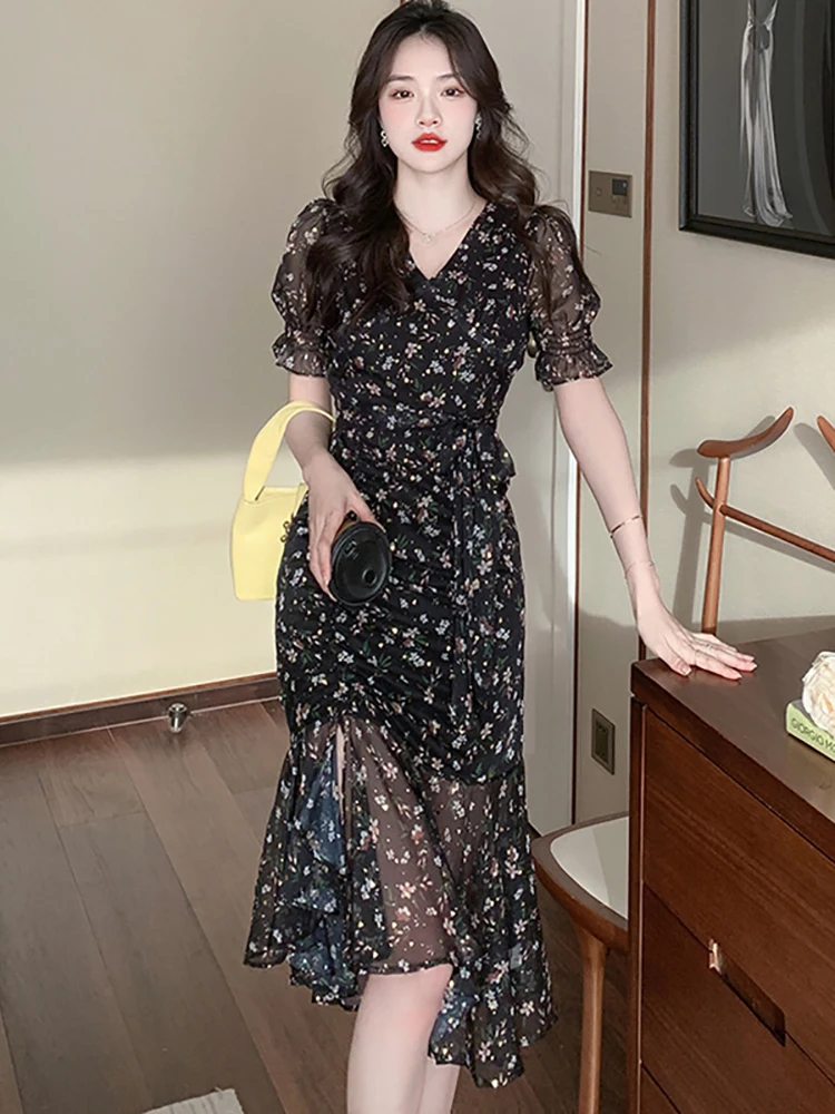 Harin Floral Puff Sleeve Chiffon Dress ワンピース (BLACK) New Summer Vintage Black Floral Printed Chiffon Long Dress