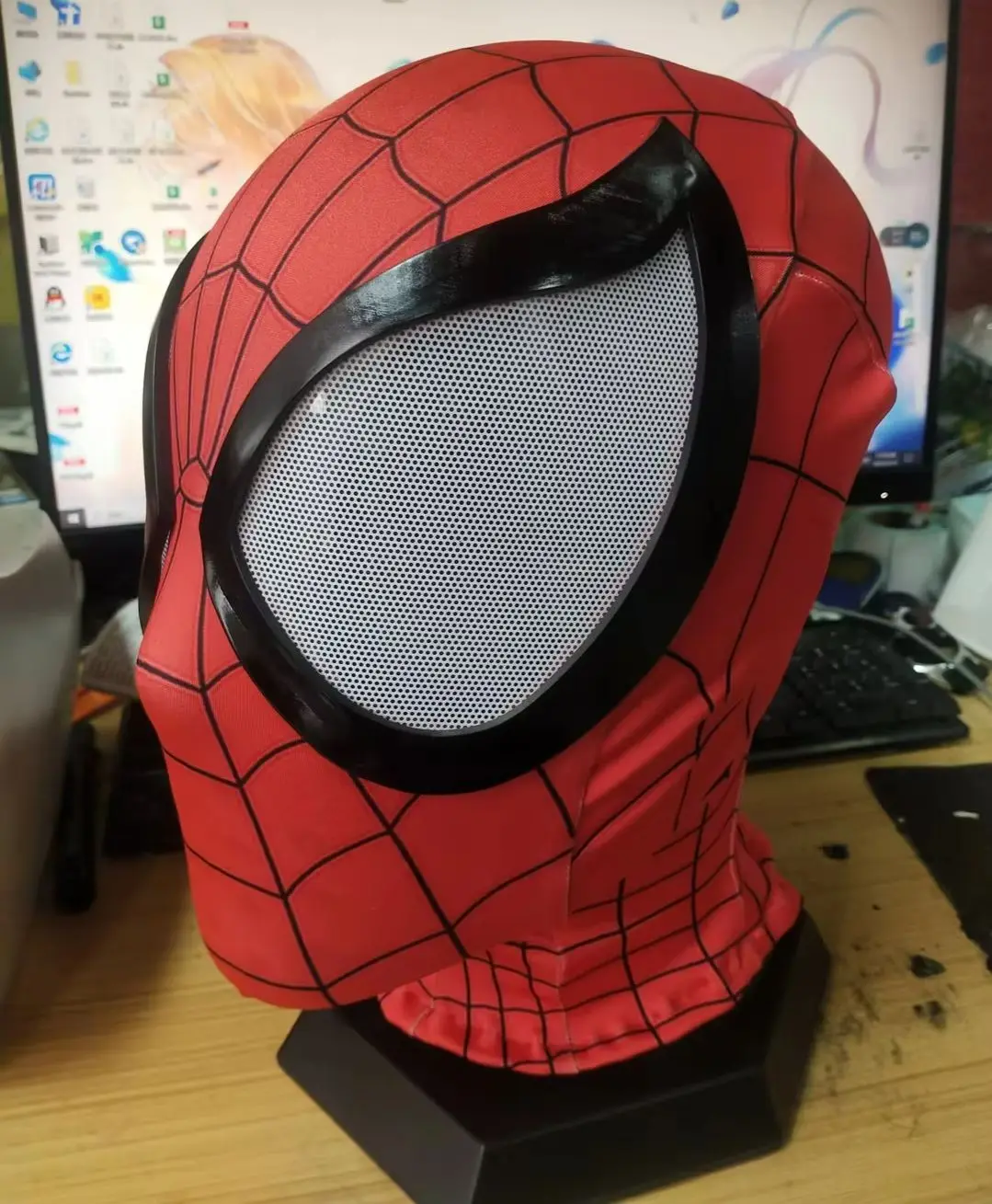 カスタマイズされた究極のスパイダーマンマスク、3Dプリントされ