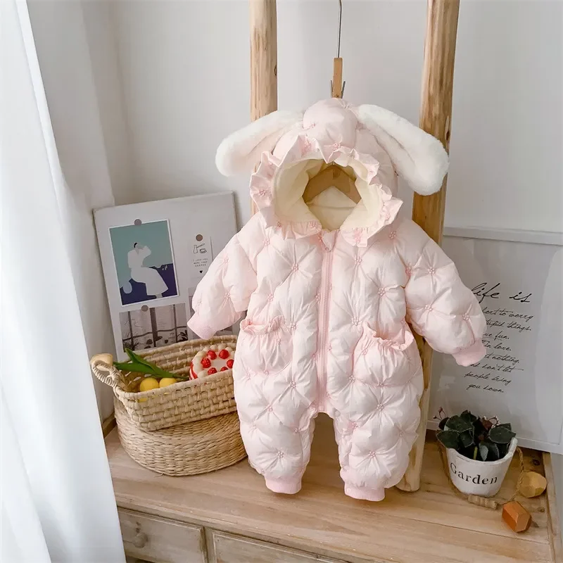 

2023 New Princes Winter Warm Baby Girl Clothes Infant Romper Thickened Fleece Jumpsuit Toddler Cute Hooded ropa bebe 아기옷