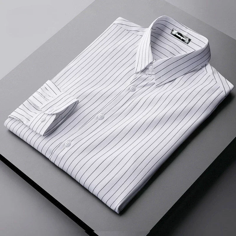 thumbnail image 1 of Camisas para hombre Camisa de rayas para hombre negra Venta de ropa popular coreana Cosas baratas con estilo coreano Asia Xxl Botones I, 1 of 4