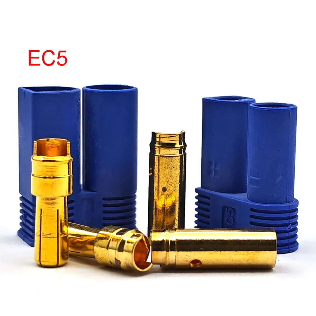 Variété de connecteurs EC5, EC6 et EC8 mâles et femelles pour batterie RC, disposés en rangée.