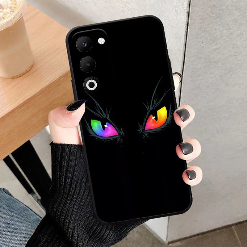 Luxury Fashion Shockproof Silicone Soft Phone Case with Protective Shell