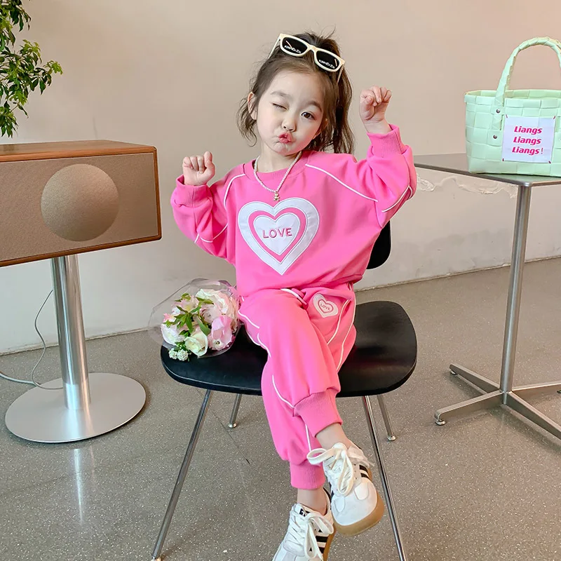 2024 New Autumn Girls' Set Love Round Neck Pullover Elastic Waist Sports Pants 2PS Casual Fashionable Outdoor Sportswear