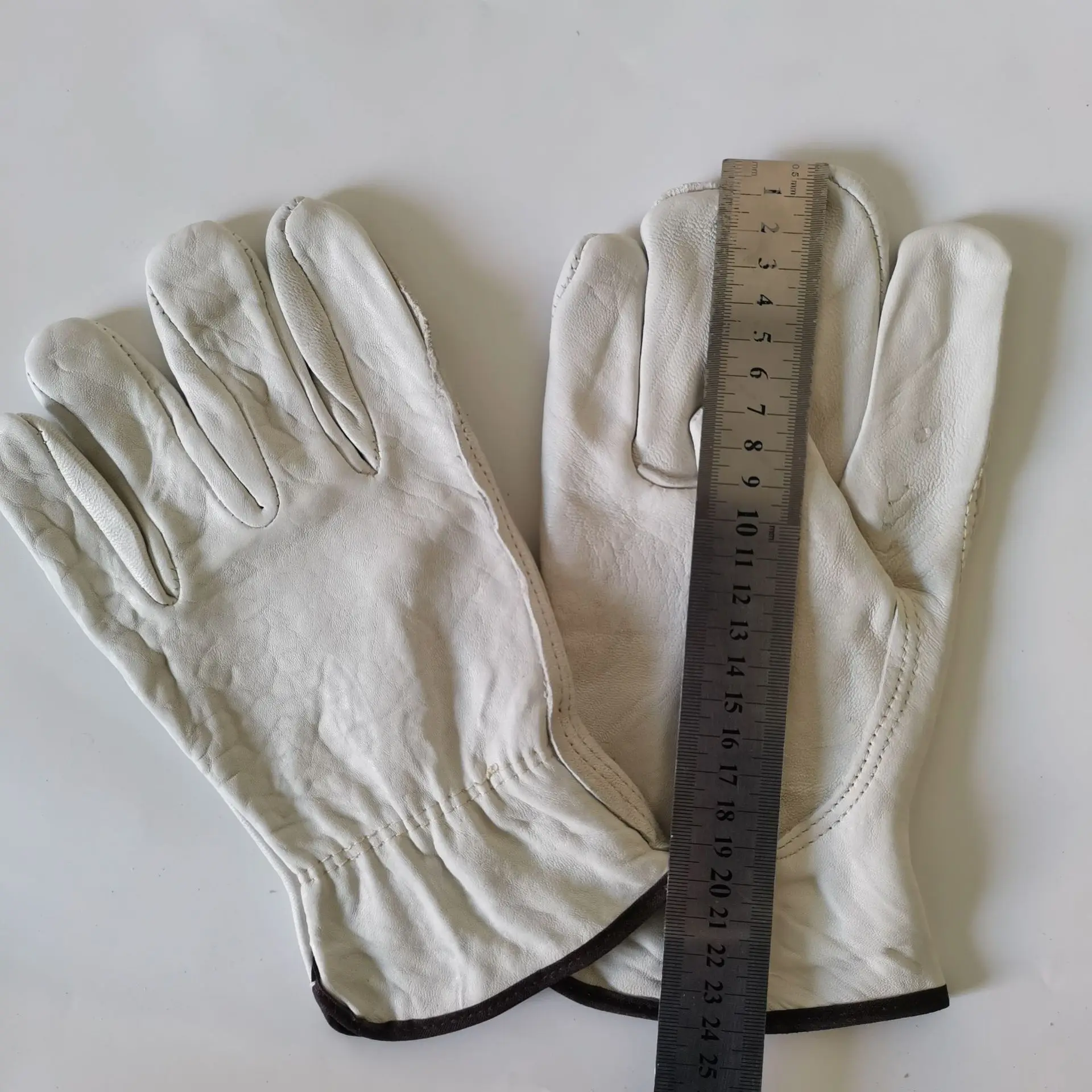 Par de Guantes Construcción de cuero blanco