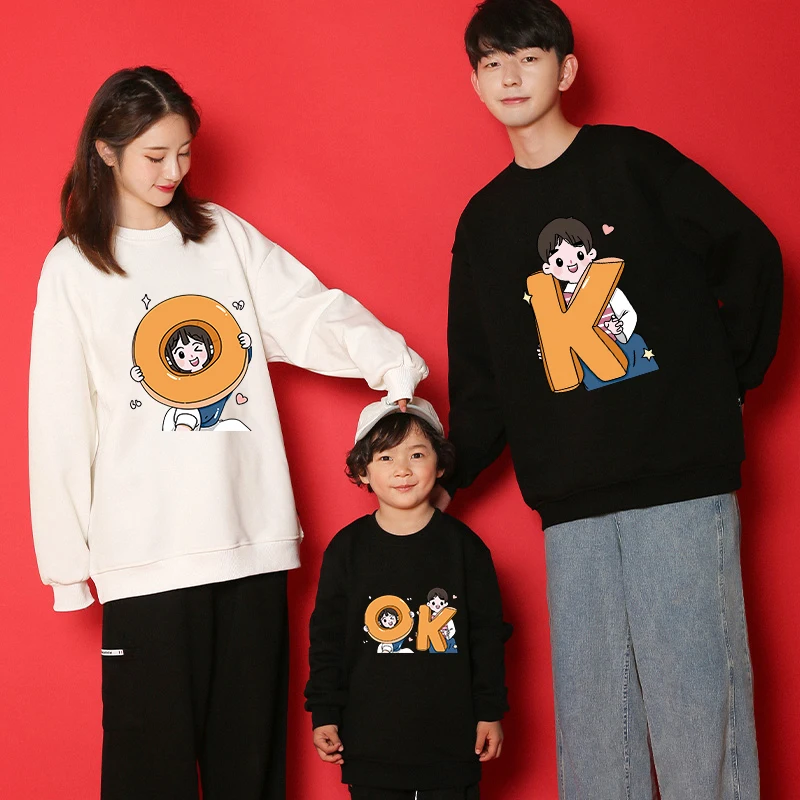 

Одинаковые наряды для всей семьи, толстовки с капюшоном с надписью OK для папы, мамы, ребенка, свитер, топ 500 г, высококачественный хлопковый пуловер с длинным рукавом