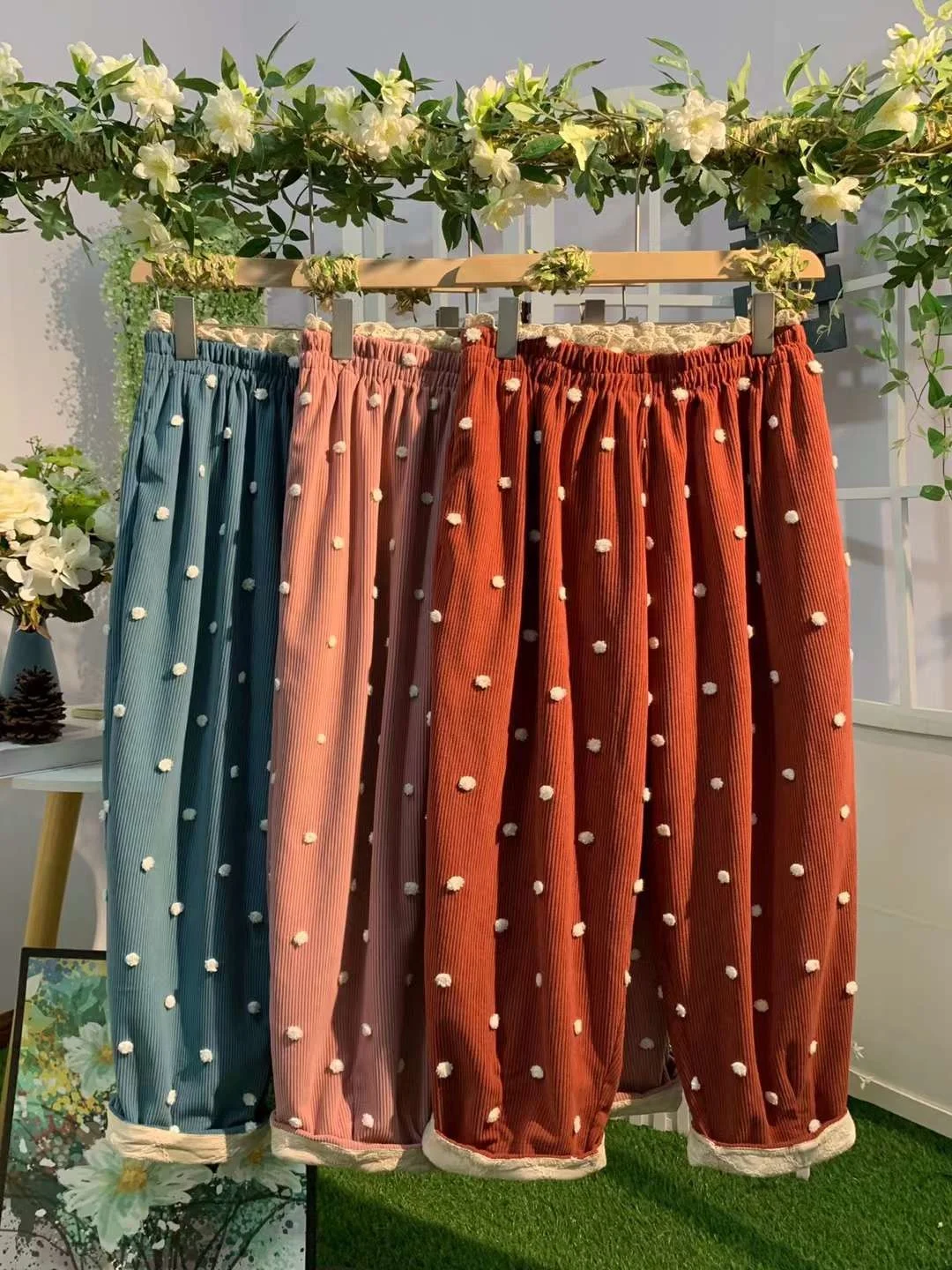 

Spring Autumn Sweet Corduroy Pants Women Elastic Waist Ankle-length Pants