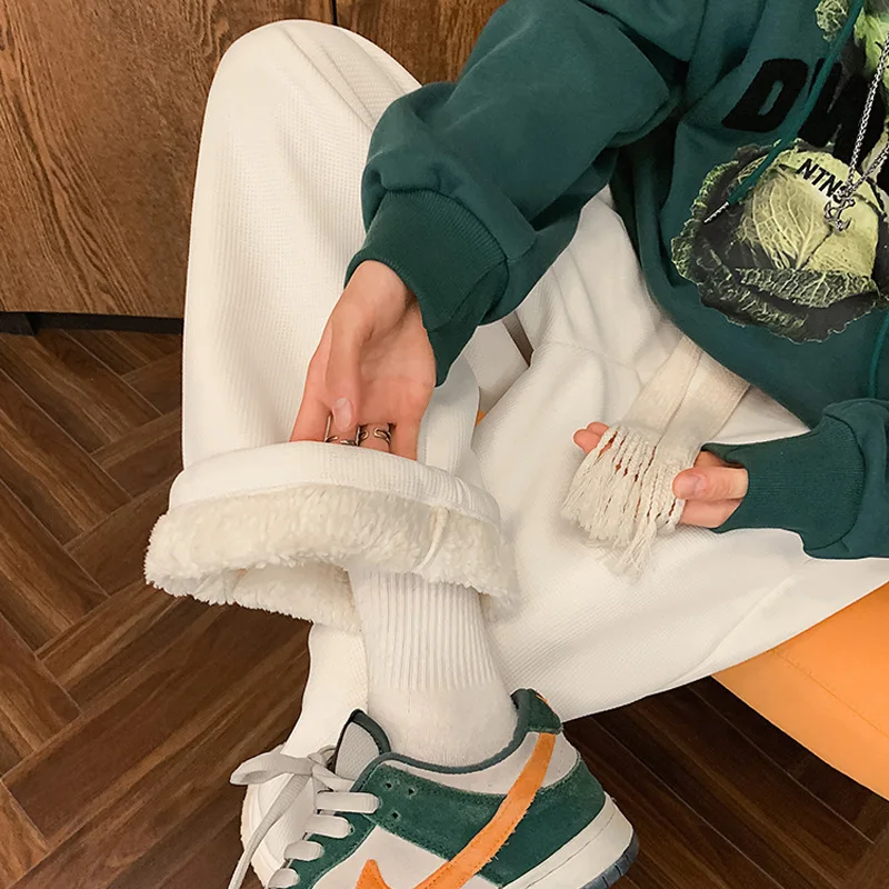 

Men's Winter Lamb's Wool Casual Pants Korean Fashion Loose Straight Pants Women Oversize Thickened Sweatpants Unisex Warm Pants