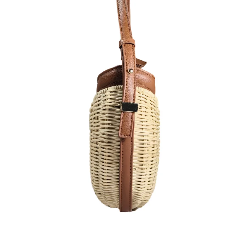 Straw Shoulder Women's Bag 2025 Spring and Summer New Woven Bags Casual Messenger Bag Large Capacity Beach Shoulder Bag