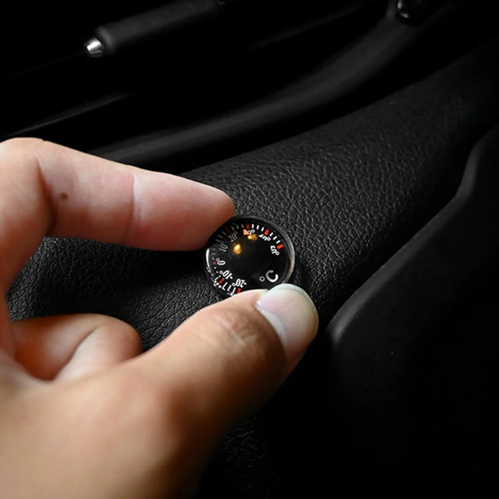 Waterproof Mini Circular Dial Thermometer Plastic High Accuracy Temperature Gauge Scale Measurement Tool Portable Car Ornament