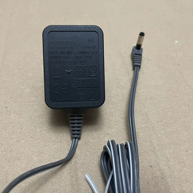 本物のpnlv226 pnlv226ce 5.5v 500maウォールacアダプター充電器