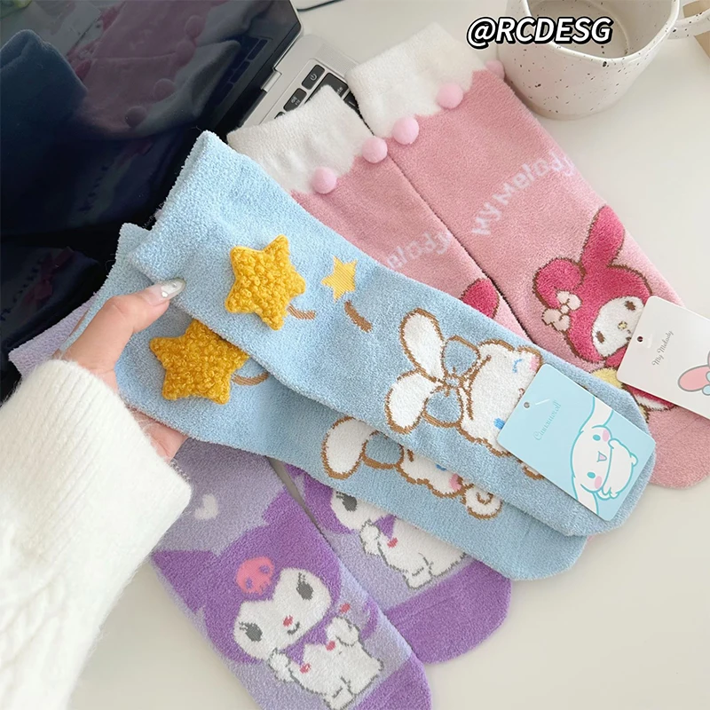 

Милые носки Sanrio Kuromi Cinnamoroll My Melody Мультяшные милые аниме студенческие средние цилиндрические коралловые бархатные подарки для девочек