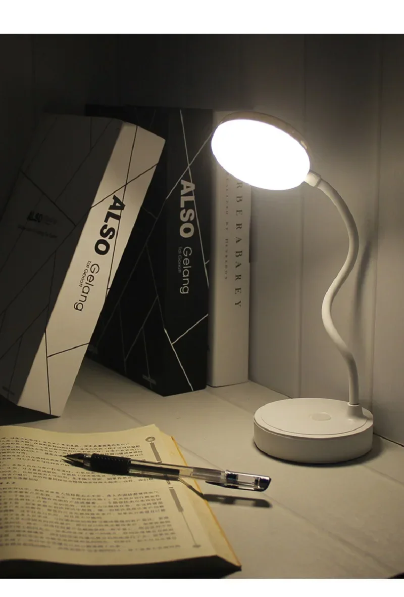 Flexible LED Desk Lamp Image 10
