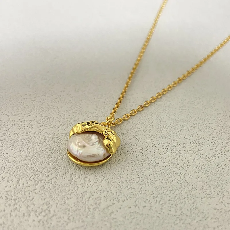 

LONDANY necklace Vintage Simple Baroque Freshwater Button Pearl Necklace Mother of Pearl Necklace