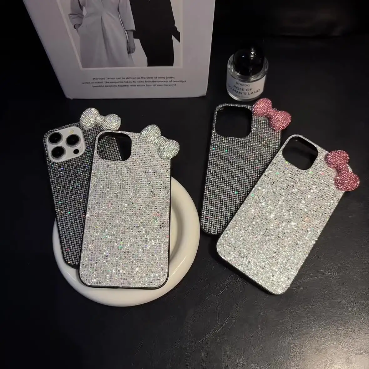 Custodia IPhone 14 Pro Max Con Fiocco 3D E Diamanti, Design Ondulato Riccio, Morbida Antiurto, Trasparente, Rosa - 4