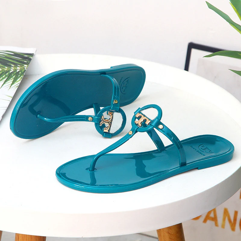 2022 New Style Crystal Summer Jelly Shoes Woman Home Slippers Custom Fashion Designer Flip Flops Slides