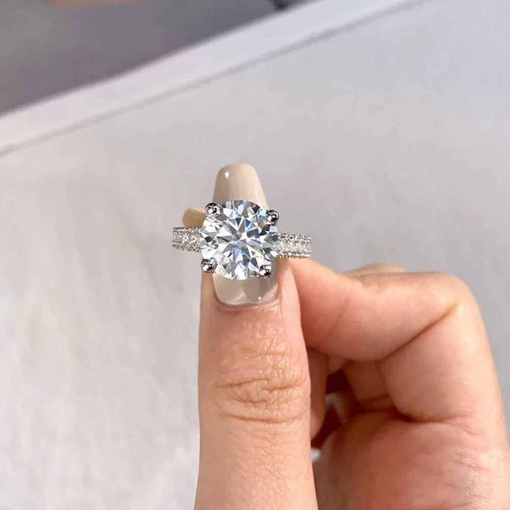 Anel de noivado de moissanite luxuoso 5ct para mulheres corte redondo cheio  de diamante s925 prata 18k banhado a ouro branco joias de aliança de  casamento - AliExpress, image size:1000x1000