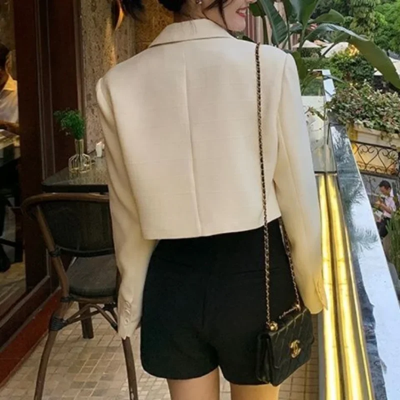 DAYIFUN Black Long-sleeved Suit Blazers Women's 2024 New Design Temperament Short Tops Office Lady Solid Color Loose Coats