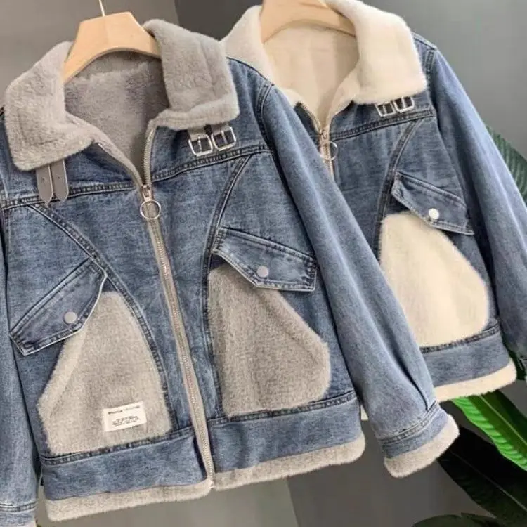 

Autumn and Winter Women's Imitation Mink Velvet splice Denim Jacket Warm Thick Parker Coat Loose Zipper Pocket Jeans jacket R068