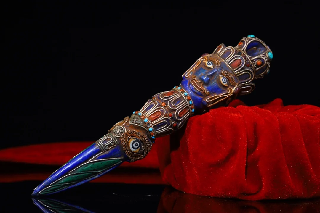 

9"Tibetan Temple Collection Old Natural Lapis lazuli mosaic gem Buddha head animal pattern Dorje Vajra Phurpa Amulet Dharma