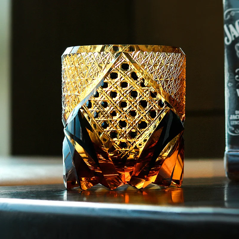 

Amber Gem Whiskey Glass Japanese Edo Kiriko Crystal Wine Glasses Manual Diamond Cut 3D Relief Royal Court XO Whisky Tasting Cup