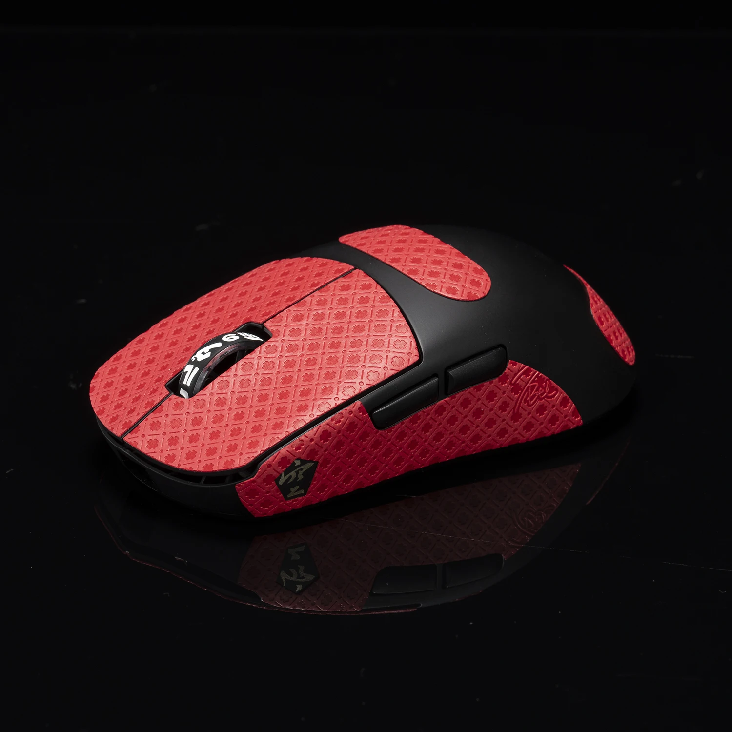 Non Slip Suck Sweat Pre Cut mouse anti slip sticker Lizard Skin Sticker Mouse Grip Tape Skate Lizard Skin Sticker For Ninjutso Sora V2