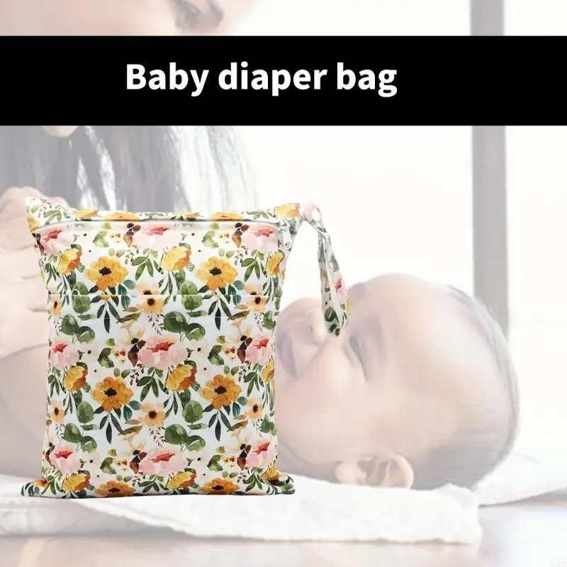 54DF 경량  기저귀 가방은 효율적인 보관 및 손쉬운 유지 관리를 위해 저항성 기저귀 케이스 여행용 핸드백을 착용합니다.