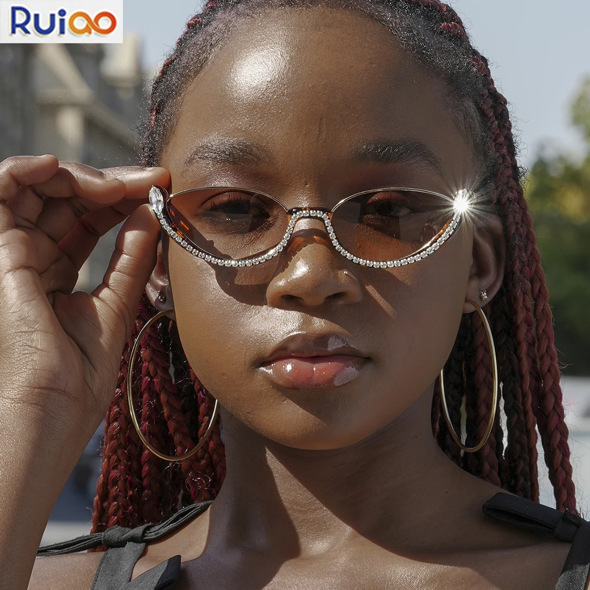 

Ruiao 2024 new trendy fashion luxury diamond women semi rimless shades half frame cat eye rhinestone sunglasses